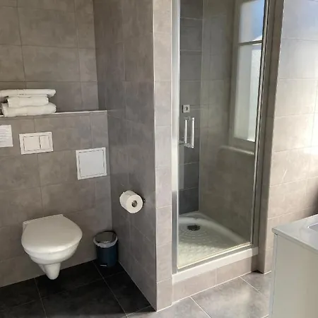 La De L'orangerie Apartmán *