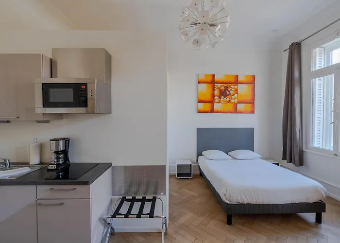 Apartment La De L'orangerie