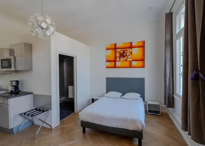 Apartment La De L'orangerie