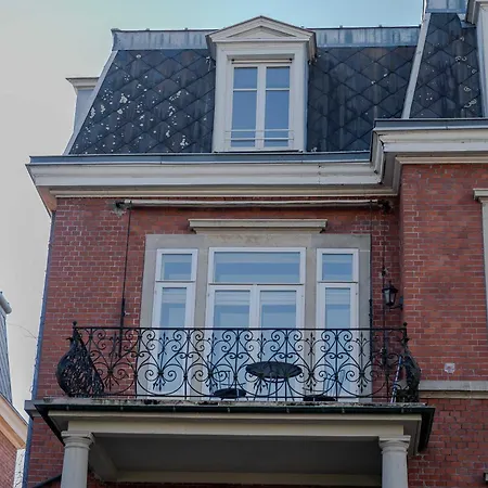 La De L'orangerie Apartment