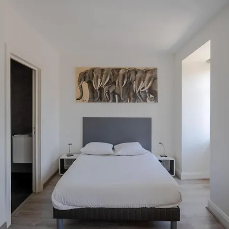 Apartment La De L'orangerie *