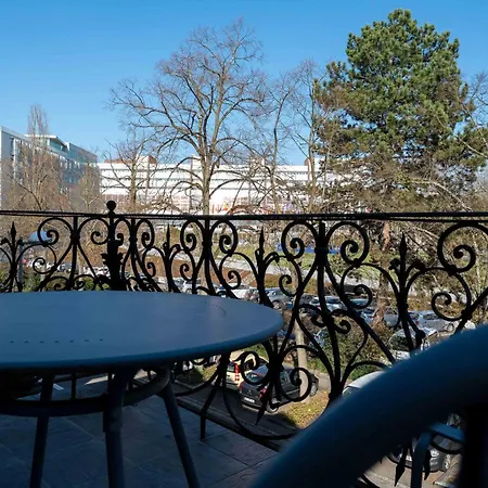 La De L'orangerie Apartment