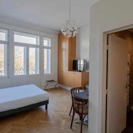 La De L'orangerie Apartment *